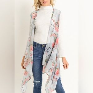 📂 High Low Floral Vest Kimono ~ Floral Print~ See all pics & info!